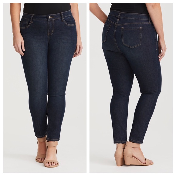 torrid Denim - Torrid Curvy Skinny Jeans
